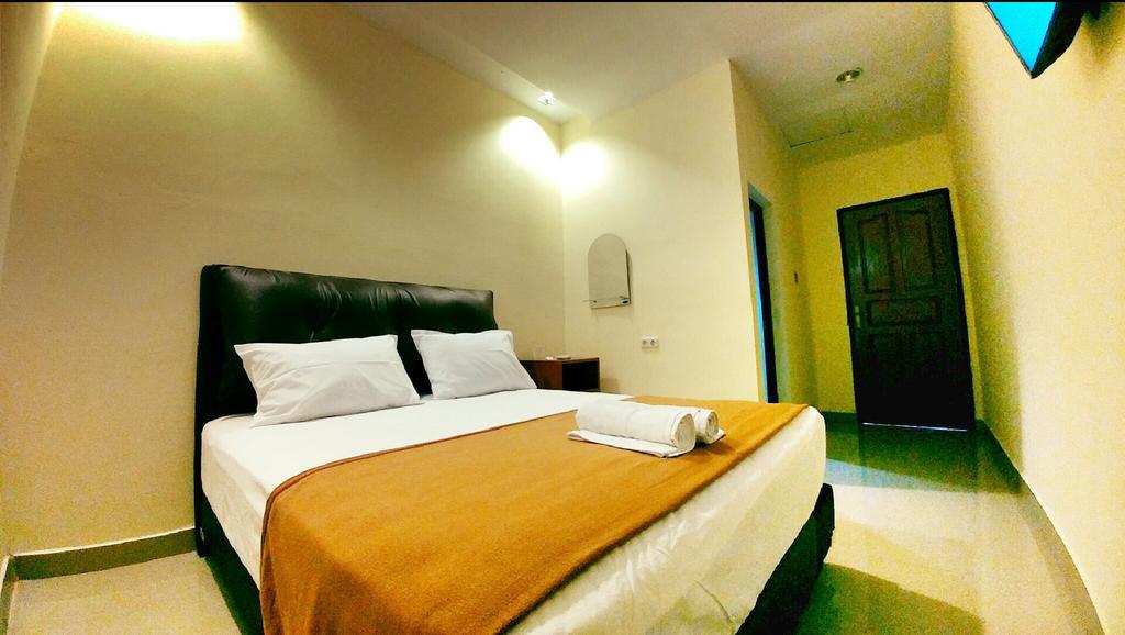 Quint Hotel Manado Luaran gambar