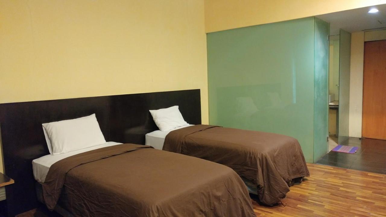 Quint Hotel Manado Luaran gambar